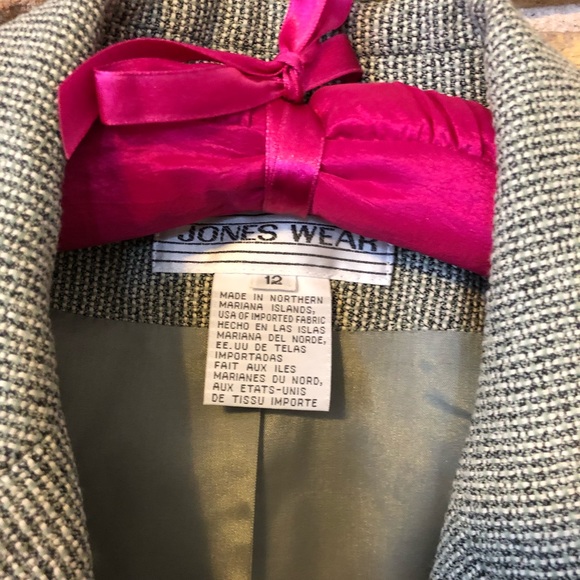 Vintage Jones Wear blazer size 12 in perfect condition. - Picture 4 of 6